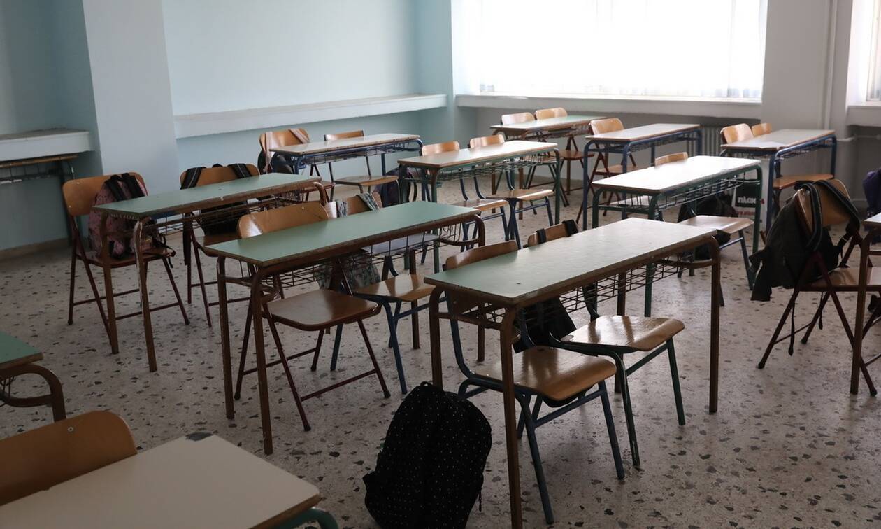 Σχολεία - Γκάλοπ Newsbomb.gr: Το 81% διαφωνεί με τον τρόπο που ανοίγουν - Τι θα ισχύει από σήμερα