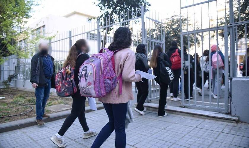 Βατόπουλος στο Newsbomb.gr: Με την μετάλλαξη «Δ» τα παιδιά νοσούν συχνά – Κάτι έχει αλλάξει