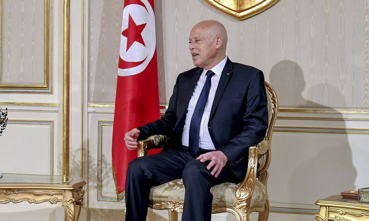 Τυνησία: Ο πρόεδρος Κάις Σάγεντ καταγγέλει «μια μαφία που κυβερνά τη χώρα»
