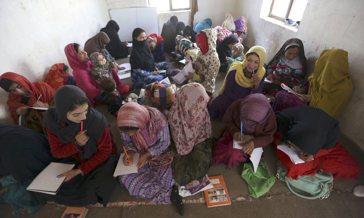 Κορονοϊός: Έκκληση της UNICEF να ξανανοίξουν τα σχολεία - «18 μήνες χαμένης εκπαίδευσης»
