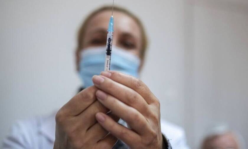 Κορονοϊός - Βασιλακόπουλος: Η τρίτη δόση του εμβολίου είναι 100% ασφαλής