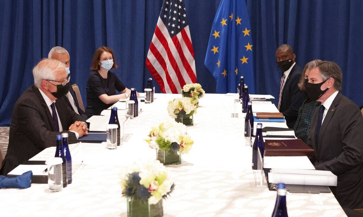 Η ΕΕ καλεί στην «ενίσχυση της εμπιστοσύνης» με την Ουάσινγκτον μετά τη γαλλο-αμερικανική κρίση