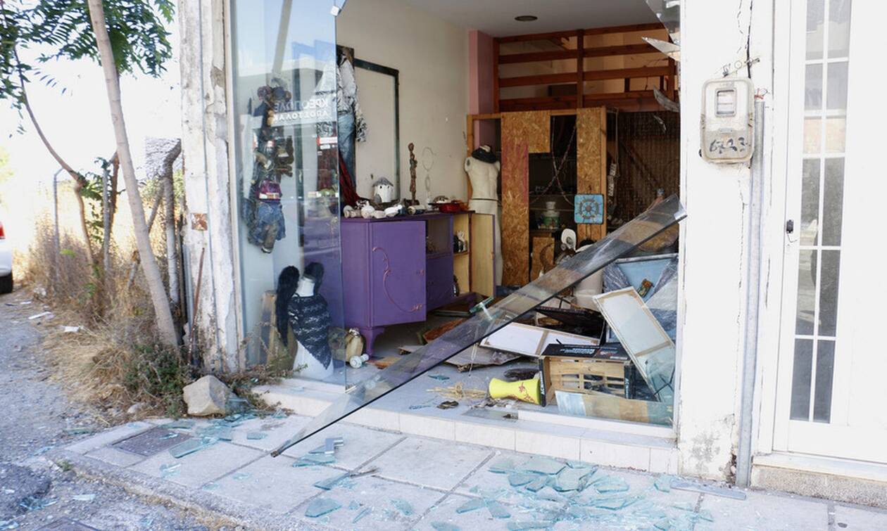 Σεισμός στην Κρήτη: Πανικός και κλάματα - Η στιγμή που ο εγκέλαδος χτυπά το Ηράκλειο (vids)