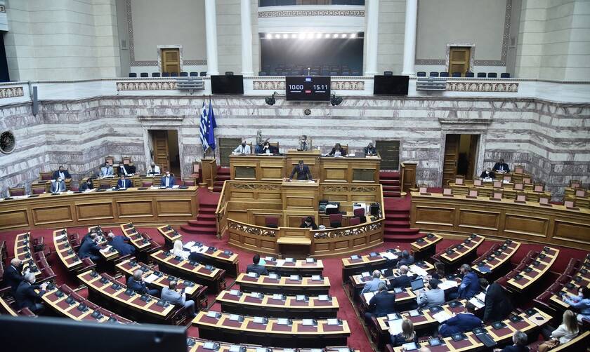 Βουλή ΣΥΡΙΖΑ ΚΚΕ τροπολογίες ειδικός φόρος κατανάλωσης ΕΝΦΙΑ