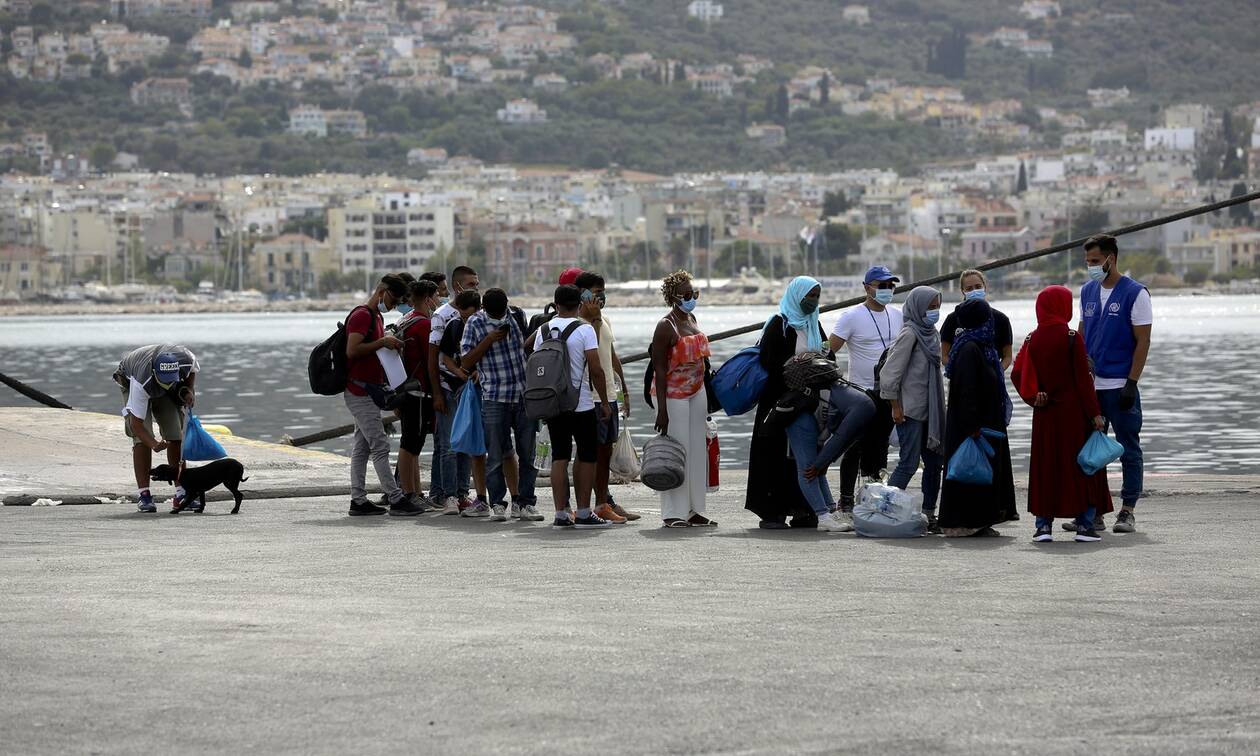 Μεταναστευτικό: Βίντεο - Ντοκουμέντα από περάσματα διακινητών στην Ελλάδα