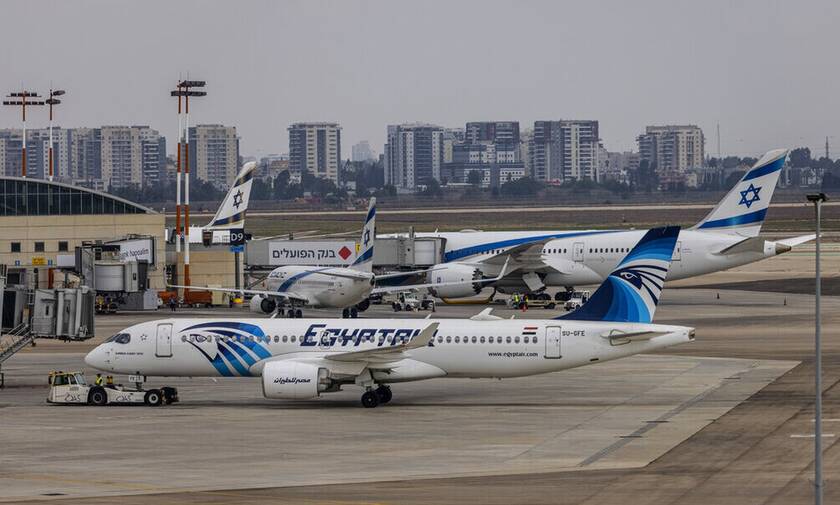 Πρώτη φορά μετά από δεκαετίες, πτήση της EgyptAir προσγειώνεται στο Τελ Αβίβ – Εντυπωσιακή υποδοχή