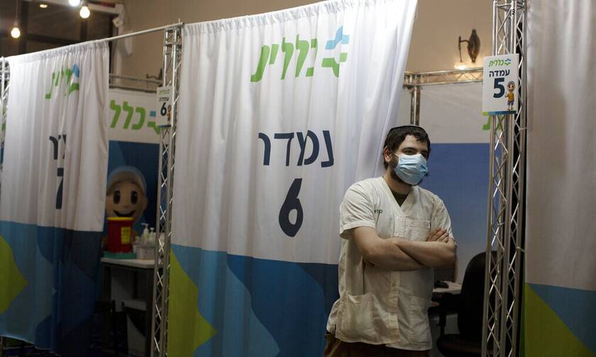 Ισραήλ: Η κυβέρνηση ενισχύει τα κριτήρια για τους πολίτες που θεωρεί πλήρως εμβολιασμένους