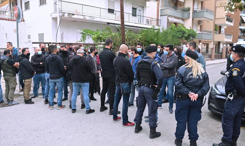 Αστυνομία φρουρεί τα ΕΠΑΛ  Σταυρούπολης και Ευόσμου