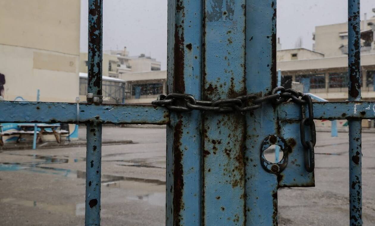 Κακοκαιρία «Αθηνά»: Κλειστές την Πέμπτη (7/10) όλες οι σχολικές μονάδες σε Κέρκυρα και Παξούς