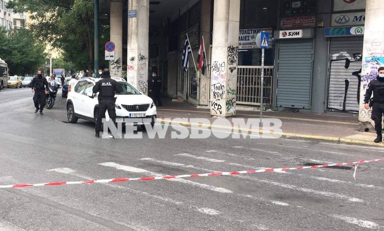 Ρεπορτάζ Newsbomb.gr: Το σημείο των πυροβολισμών στο κέντρο της Αθήνας - Δείτε εικόνες και βίντεο