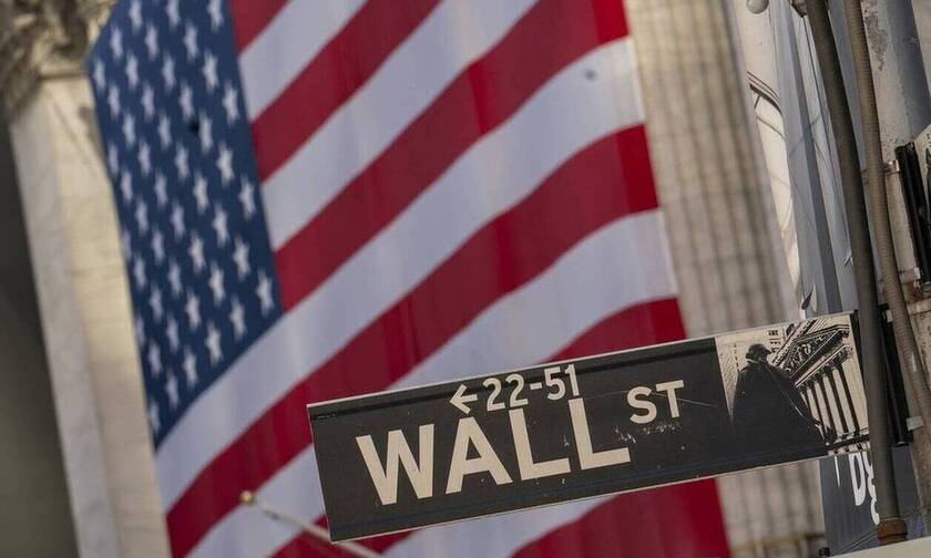ΗΠΑ: Με μικρή πτώση έκλεισε η Wall Street