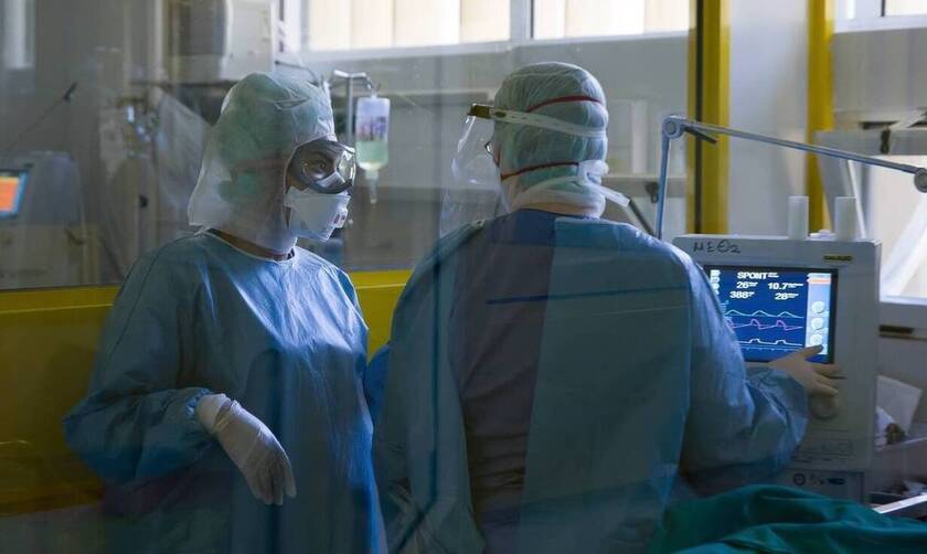 Κορονοϊός: «Γονατίζει» το Γενικό Νοσοκομείο Χαλκίδας - Κατέληξε 55χρονος