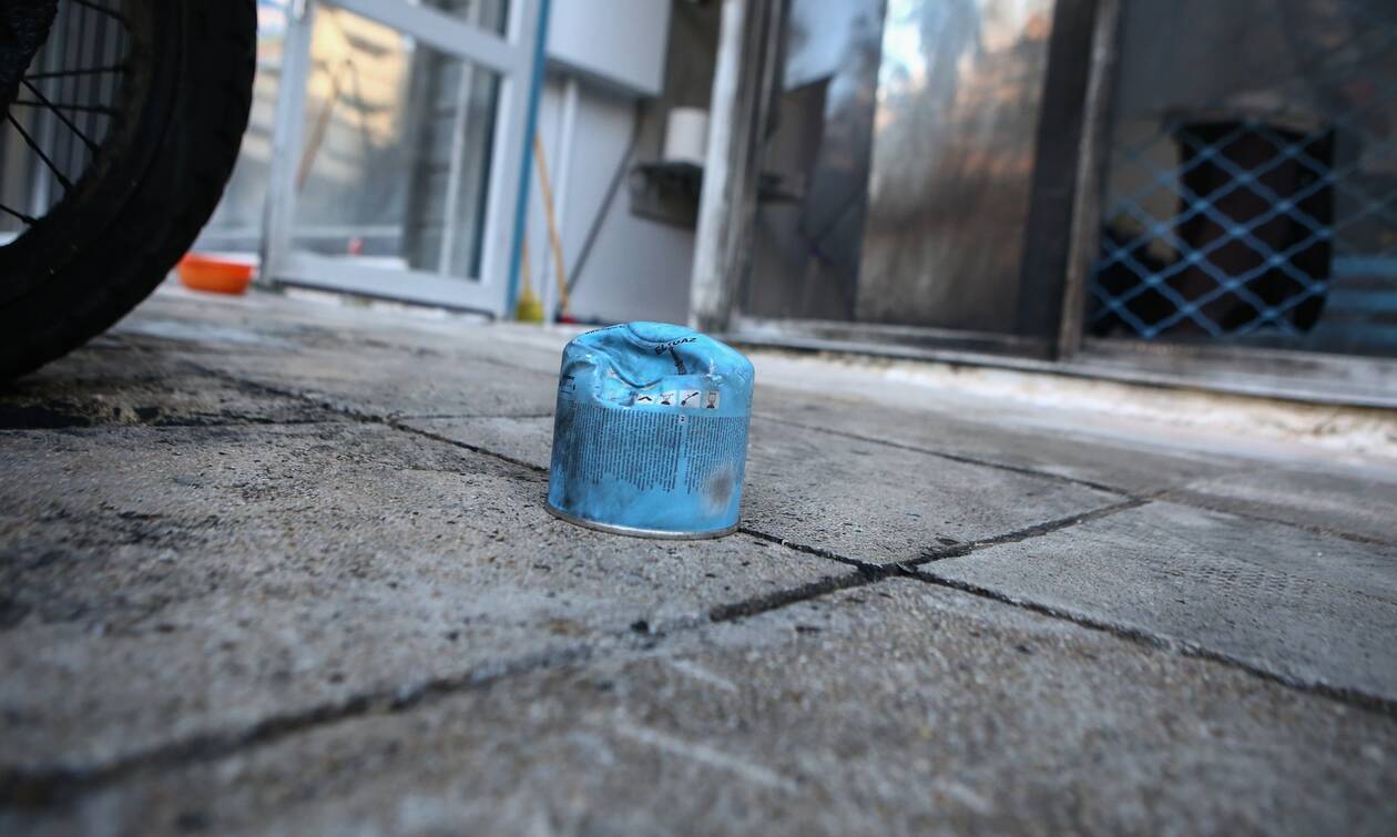Θεσσαλονίκη: Αναστάτωση από έκρηξη με γκαζάκια σε είσοδο οικοδομής