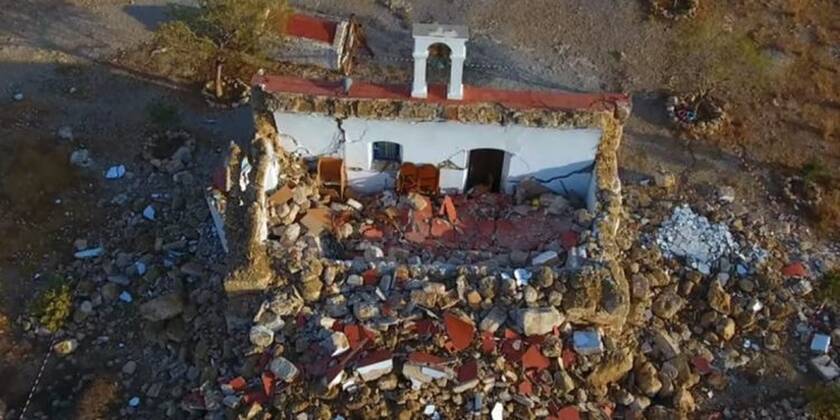 Σεισμός στην Κρήτη: Drone αποτυπώνει την καταστροφή στο εκκλησάκι του Αγίου Νικολάου (vid)