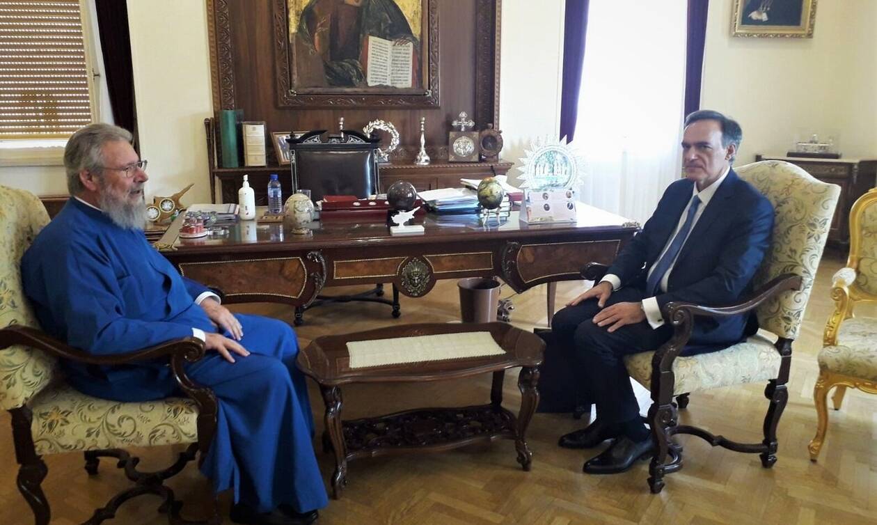 Κύπρος: Ο νέος Πρέσβης της Ελλάδος στον Αρχιεπίσκοπο Χρυσόστομο