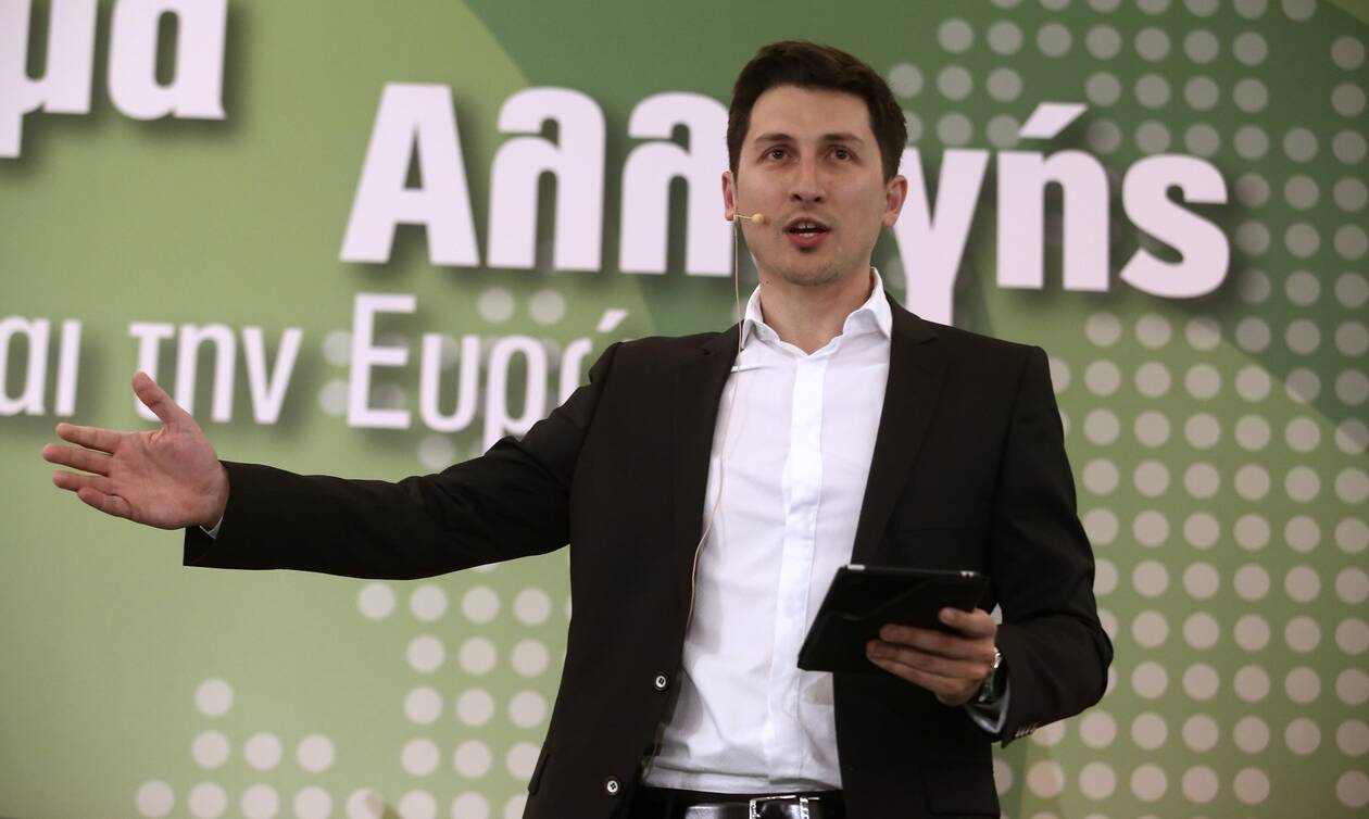 Χρηστίδης στο Newsbomb.gr: Κατεβαίνω υποψήφιος για την προεδρία του Κινήματος Αλλαγής