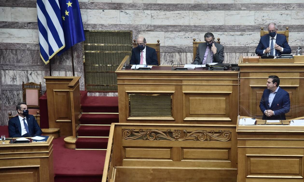Δημοσκόπηση Interview: Ευρύ προβάδισμα ΝΔ έναντι του ΣΥΡΙΖΑ – «Ναι» στην ελληνογαλλική συμφωνία