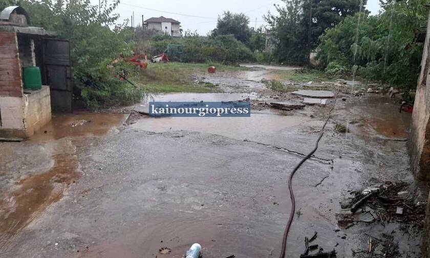 Πλημμυρικά φαινόμενα και κατολισθήσεις σε Αγρίνιο και Μεσολόγγι
