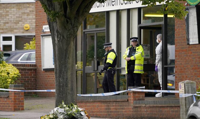 Βρετανία: Στην επικαιρότητα ξανά η ασφάλεια των βουλευτών, μετά τη δολοφονία του σερ Ντέιβιντ Έιμες