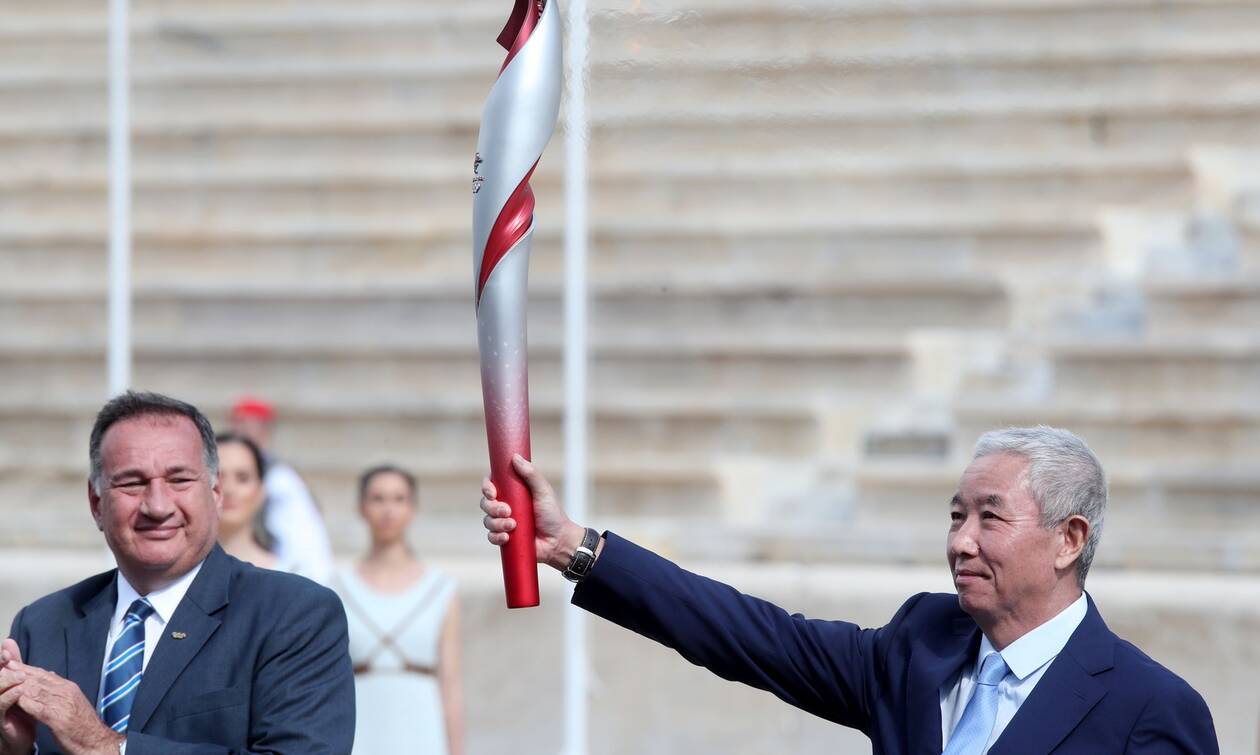 «Πεκίνο 2022»: Παραδόθηκε η Ολυμπιακή Φλόγα στους Κινέζους διοργανωτές