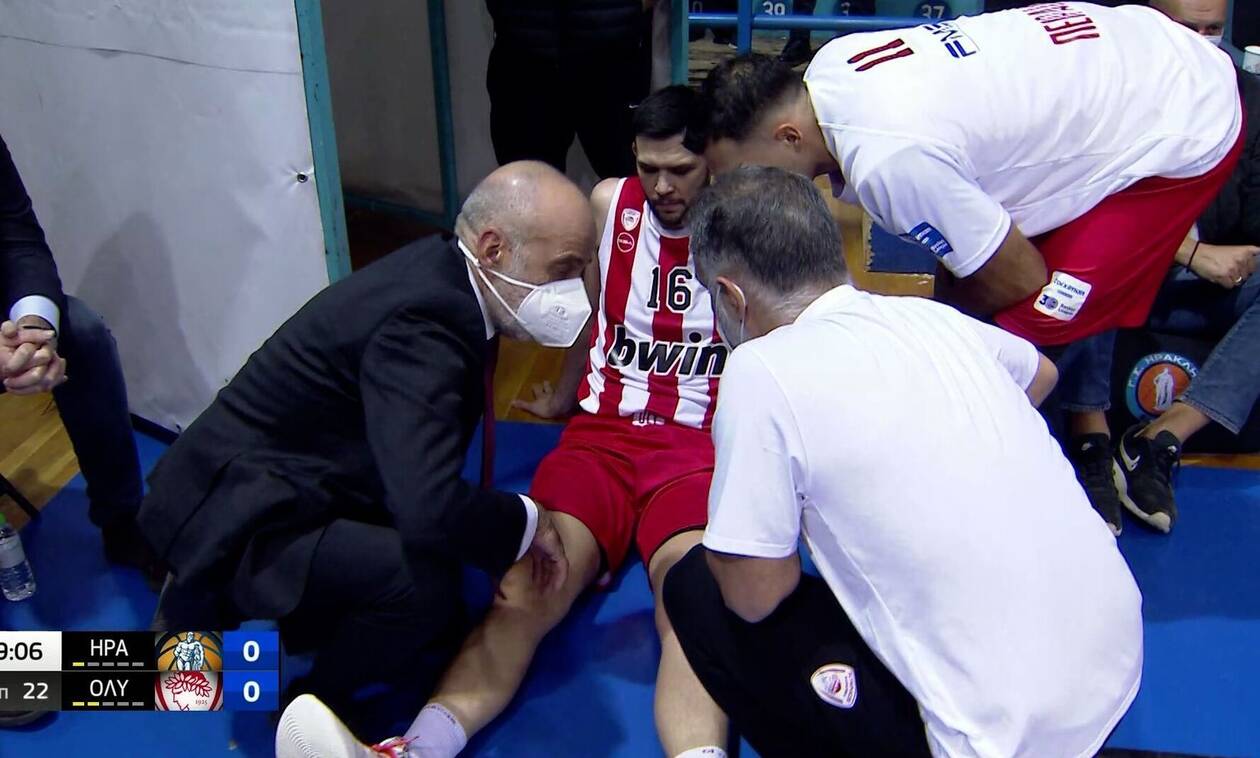 Basket League: Ξαφνικό πρόβλημα στον Ολυμπιακό – Αποχώρησε τραυματίας ο Παπανικολάου (vid)