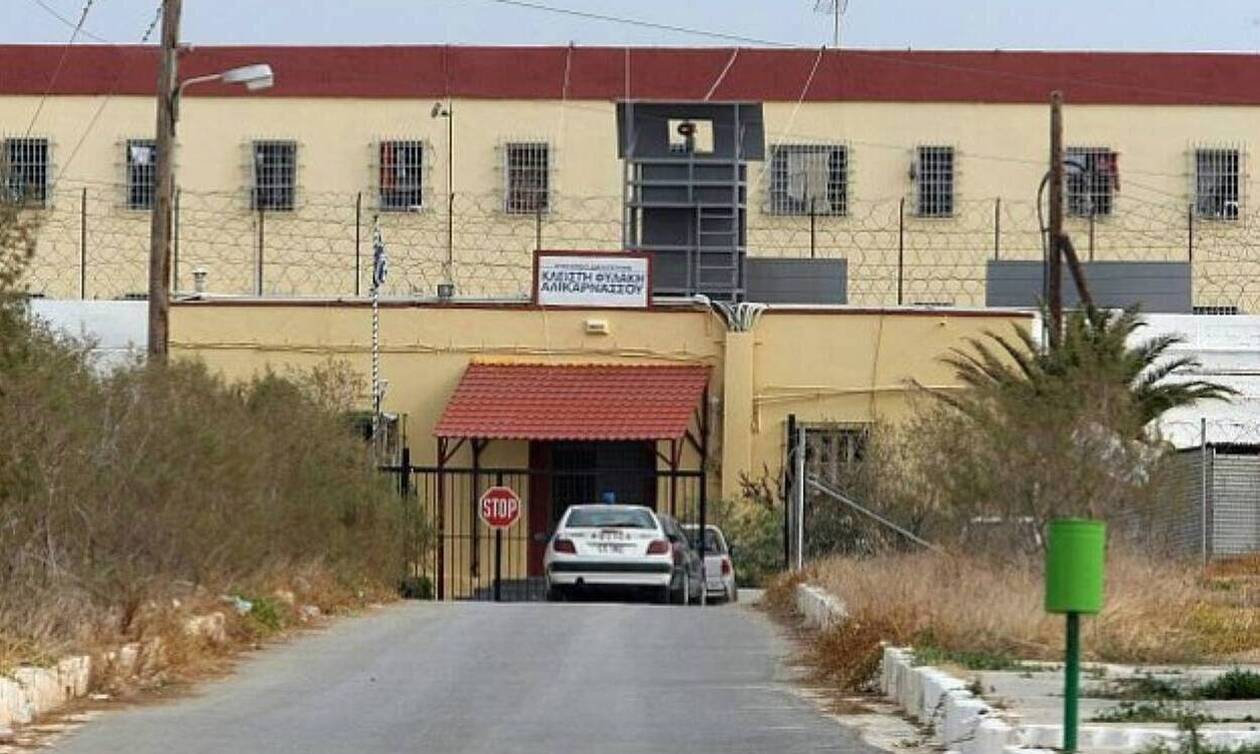 Κρήτη: Ένας νεκρός από τη φωτιά στις φυλακές Αλικαρνασσού