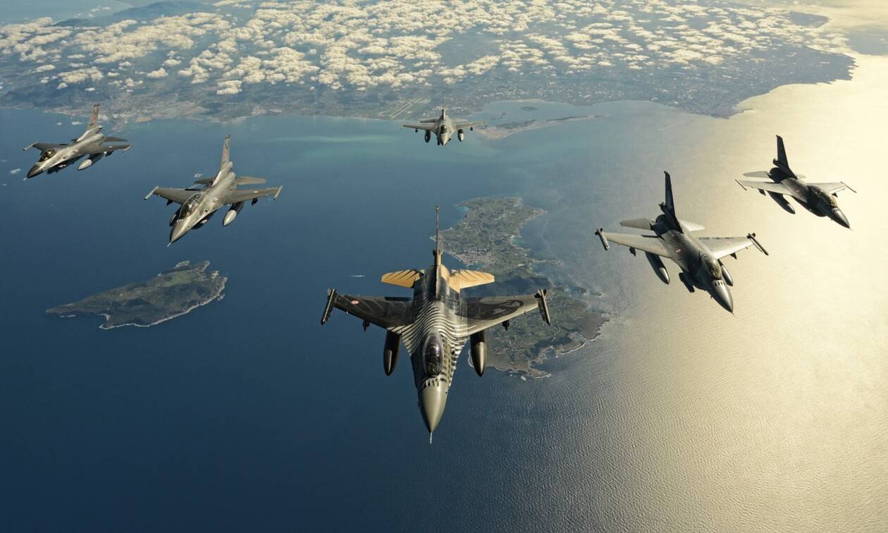 Συνεχίζει τις προκλήσεις η Τουρκία – Υπερπτήσεις από F-16 πάνω από Ανθρωποφάγους και Μακρονήσι