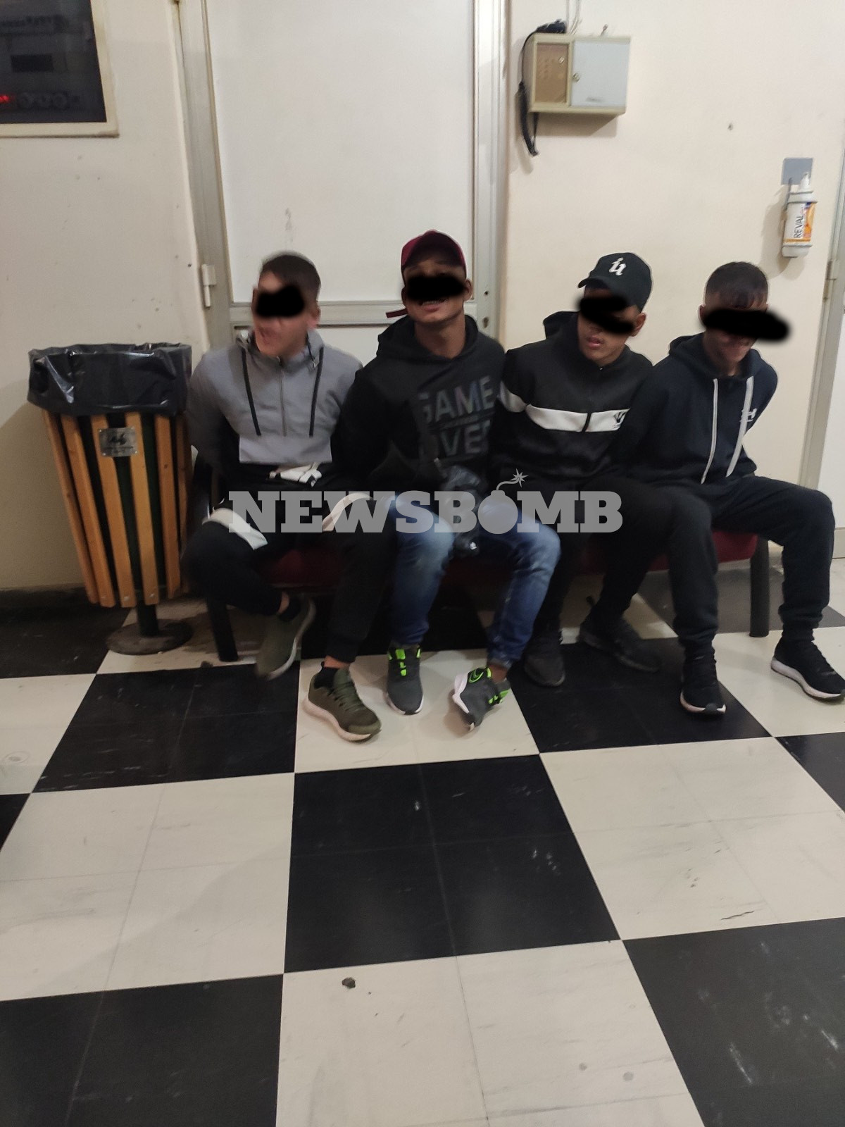 Οι νεαροί που συνελήφθησαν στο Νέο Φάληρο