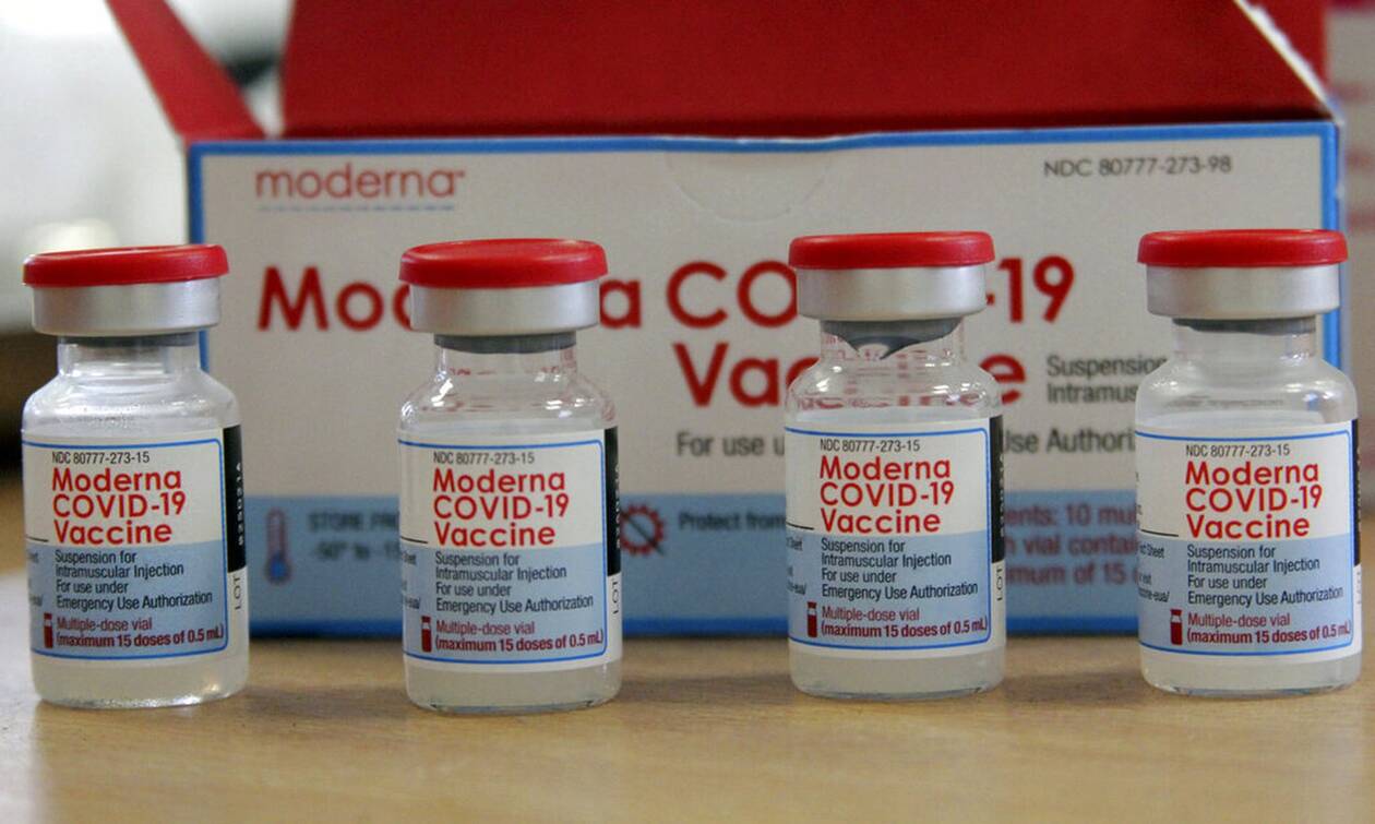 FDA: Στον «πάγο» η έγκριση του εμβολίου της Moderna για εφήβους