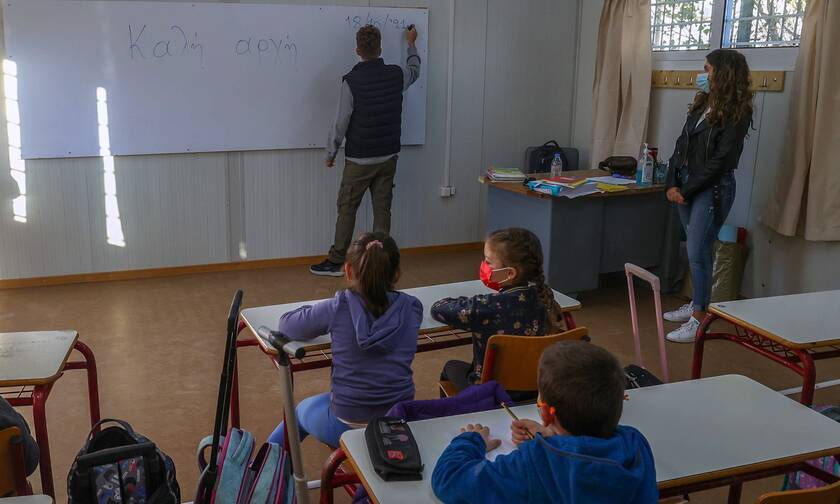 Σέρρες: Τι λέει στο Newsbomb.gr η μητέρα που αρνείται να στείλει τα παιδιά της στο σχολείο