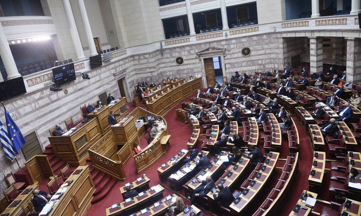 Βουλή: Εξεταστική επιτροπή για δημοσκοπήσεις και «λίστα Πέτσα» - Ψηφίστηκε η πρόταση ΣΥΡΙΖΑ