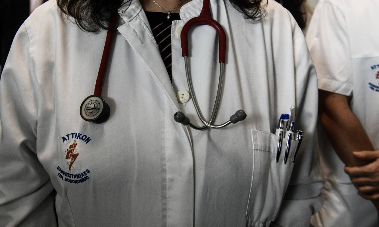 Πλεύρης: Εξετάζεται το ακαταδίωκτο για τους γιατρούς