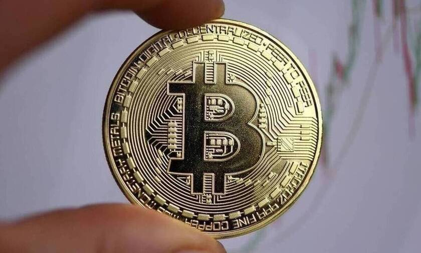«Μάχη» να κρατηθεί πάνω από τα 66.000 δολάρια δίνει το Bitcoin 