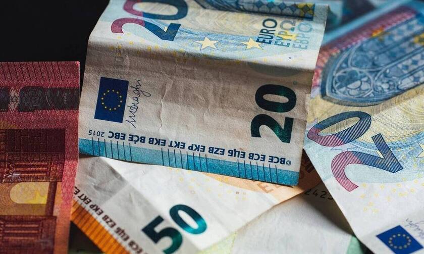 Τα έσοδα από τον φόρο εισοδήματος αναμένεται να ανέλθουν στο ποσό των 15,3 δισ. ευρώ, 
