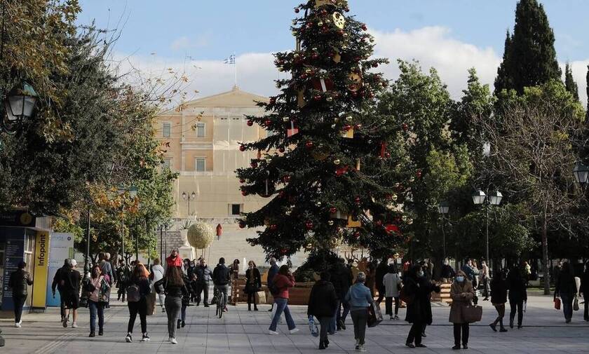 Νέα μέτρα: Πώς θα κάνουμε Χριστούγεννα φέτος - Τι λένε στο Newsbomb.gr οι επιστήμονες