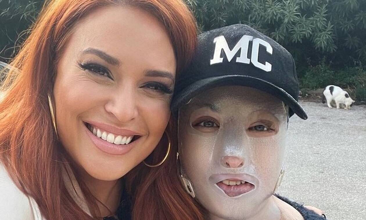 Ιωάννα Παλιοσπύρου: H selfie φωτογραφία που έστειλε στη γιατρό της χωρίς τη μάσκα και το μήνυμα