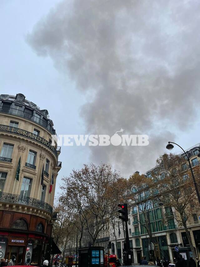 Φωτιά στο Παρίσι