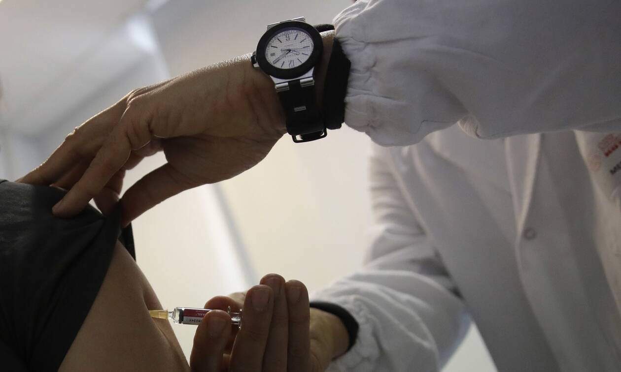 Ιταλία: Η «αναμνηστική δόση» του εμβολίου κατά της Covid-19 θα χορηγείται έπειτα από 5 μήνες