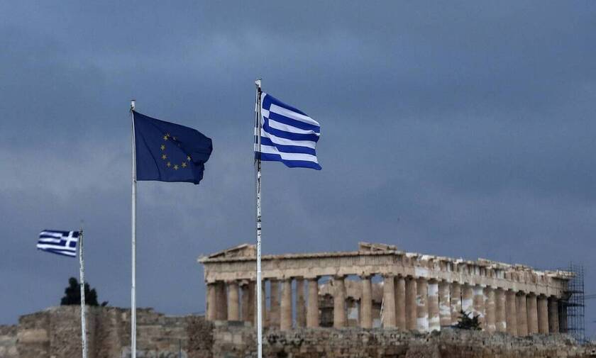 Τα τρία σενάρια της Κομισιόν  για την βιωσιμότητας του ελληνικού χρέους 