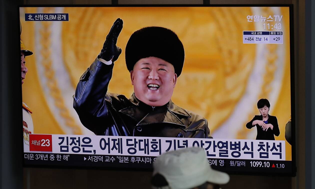O Κιμ Γιονγκ Ουν απαγόρευσε τα… δερμάτινα παλτά στη Βόρεια Κορέα για προστασία του... κύρους του!
