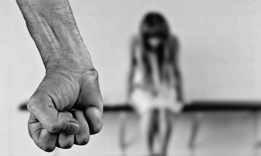 Νεαρή στον Βόλο κατήγγειλε τον πατέρα της για βιασμό