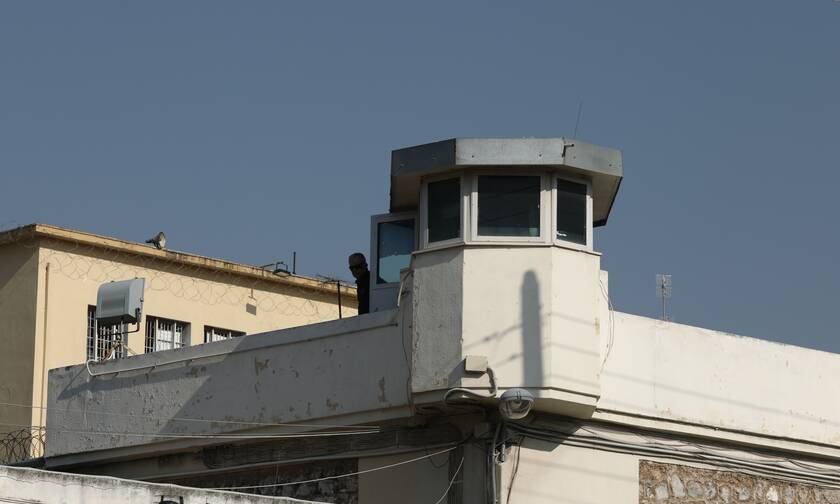 Αφύλαχτες παραμένουν οι 16 από τις 20 υπερυψωμένες σκοπιές των φυλακών Κορυδαλλού