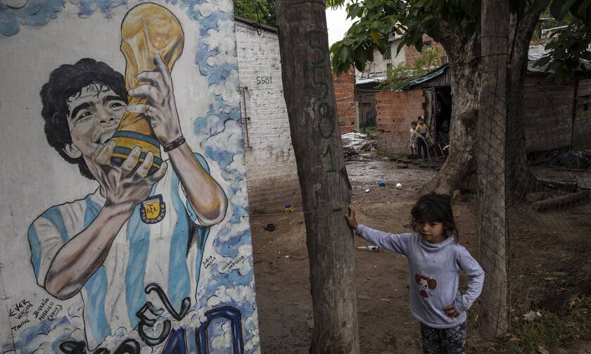 Ντιέγκο Μαραντόνα: Ο «Άγιος» των φτωχών 