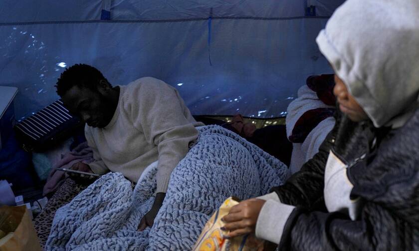 Οι Βρυξέλλες αποδεσμεύουν 325 εκατ. ευρώ για τους πρόσφυγες στην Τουρκία