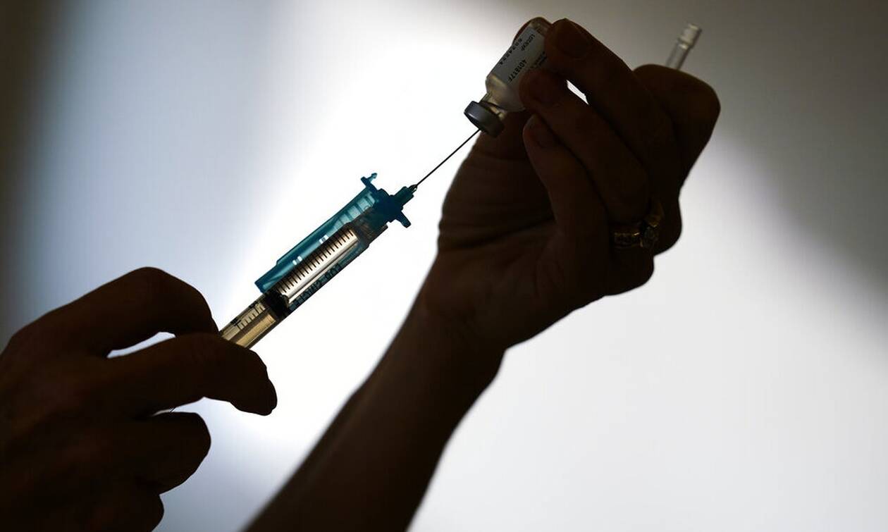 Μετάλλαξη Όμικρον: Τι έδειξε έρευνα για την αποτελεσματικότητα του εμβολίου της Pfizer