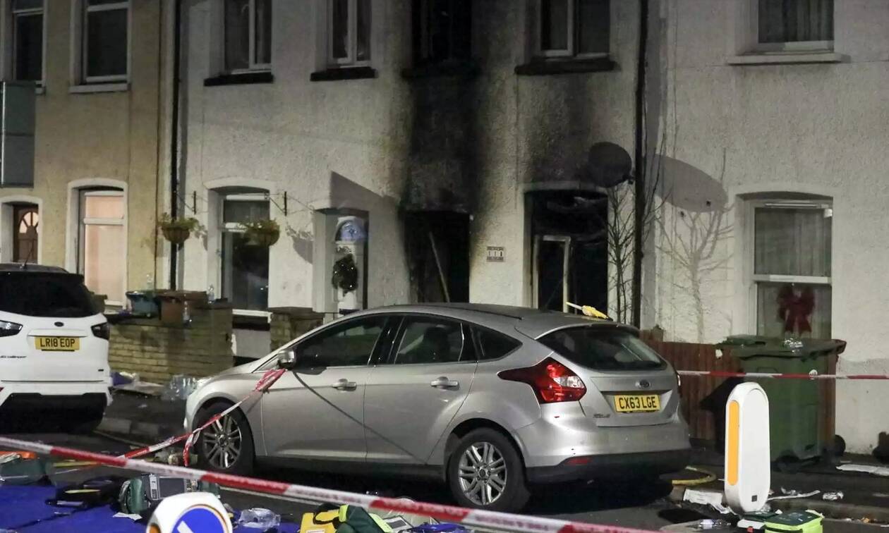 Αγγλία: Νεκρά τέσσερα παιδιά από πυρκαγιά σε σπίτι στο Λονδίνο (video)
