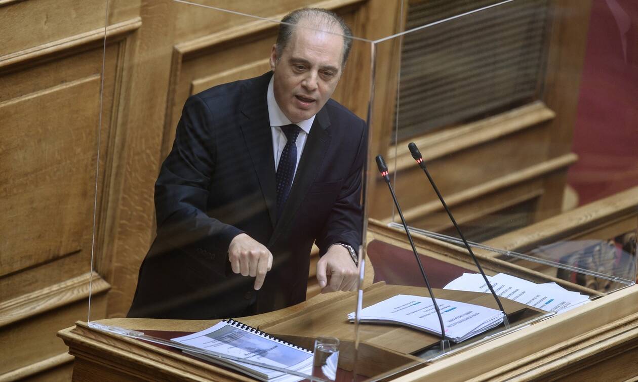 Προϋπολογισμός 2022 - Κυριάκος Βελόπουλος: Αντί να παράγετε πλούτο, παράγετε ελλείμματα