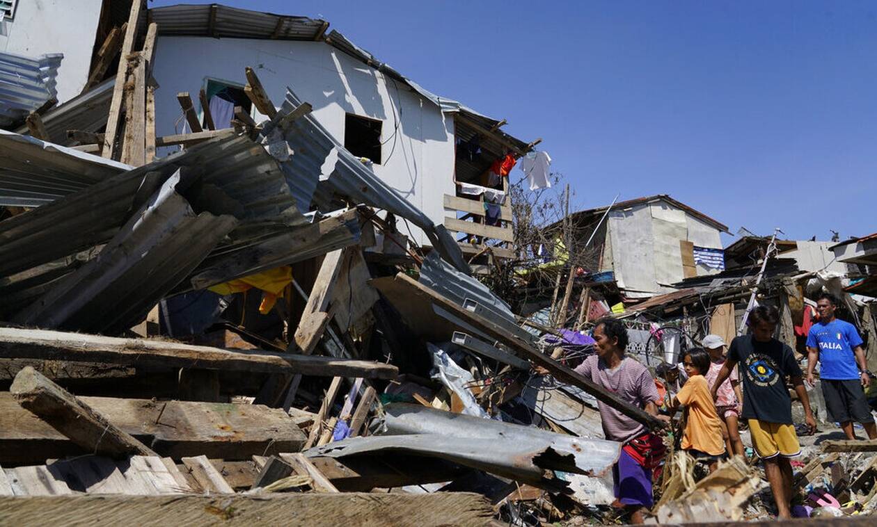 Φιλιππίνες: Τους 169 έφτασαν νεκροί από το σαρωτικό πέρασμα του τυφώνα Ράι