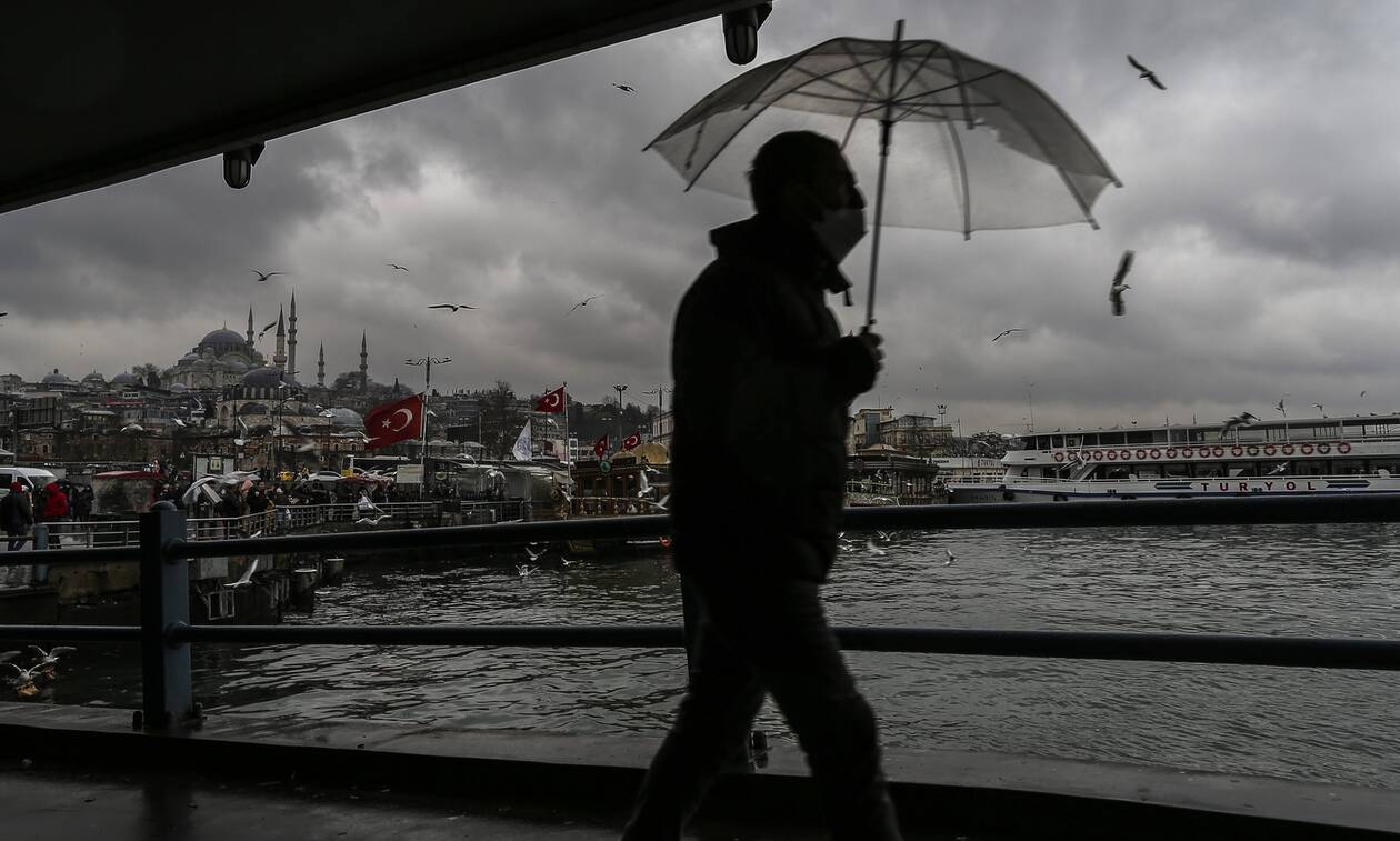 Τουρκία: Η «συνταγή καταστροφής» του Ερντογάν - Πώς άρχισε το «ναυάγιο» της οικονομίας