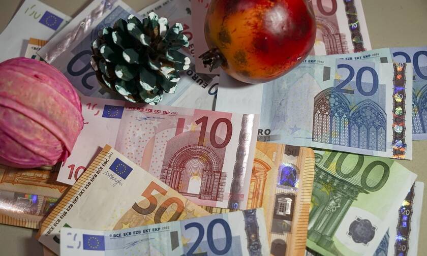 Πληρωμές - Συντάξεις - Χριστούγεννα - Λεφτά